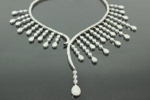 aLEm Collier, Tropfen der Liebe Drops of Love mit weißen Zirkonia 925/- Silber rhodiniert,