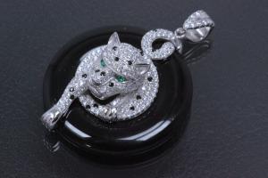 aLEm Cheetah in Onyxroundel 925/- Silver rhodium setted with with and black Zirconia,