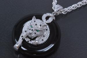 aLEm Cheetah in Onyxroundel 925/- Silver rhodium setted with with and black Zirconia,