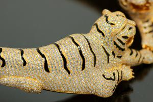 aLEm necklace Tiger 925/- Silver gold plated, approx.size single Tiger length 100mm, high 30mm, wide 40mm, inside neck approx. size 50cm length