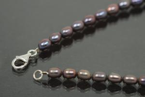 aLEm Freshwater Pearl Necklace 