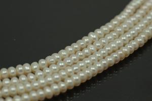 aLEm Freshwater Pearl Necklace 