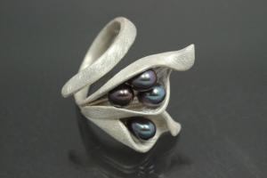 aLEm Ring Blossoms  Calla by alain LE mondial 925/- Silver with four Freshwater pearls (FWP) -peacock,