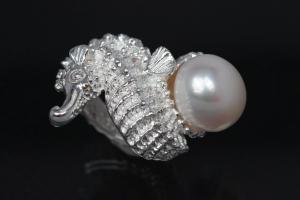 aLEm Ring, Seahorse Design by alain LE mondial 925/- Silver with Freshwaterpearl (FWP)